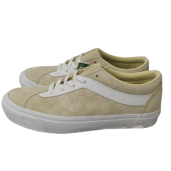 New in box Suede Butter yellow Vans sz 9.5 W - Picture 3 of 7